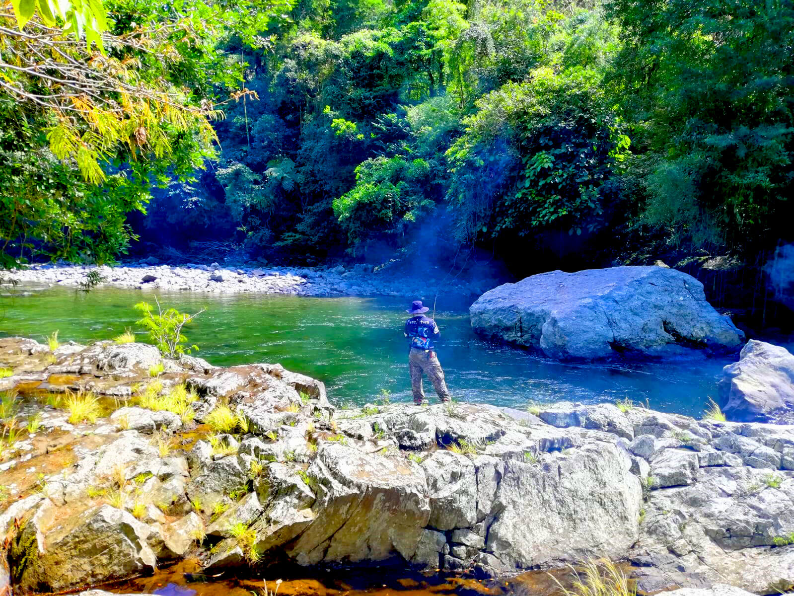 Pescando sabaleta en Santo Domingo